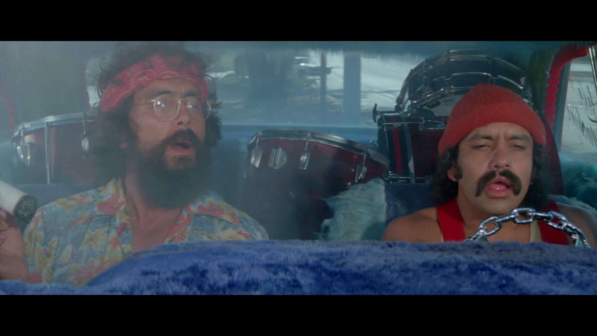 cheech y chong en cartel de humo